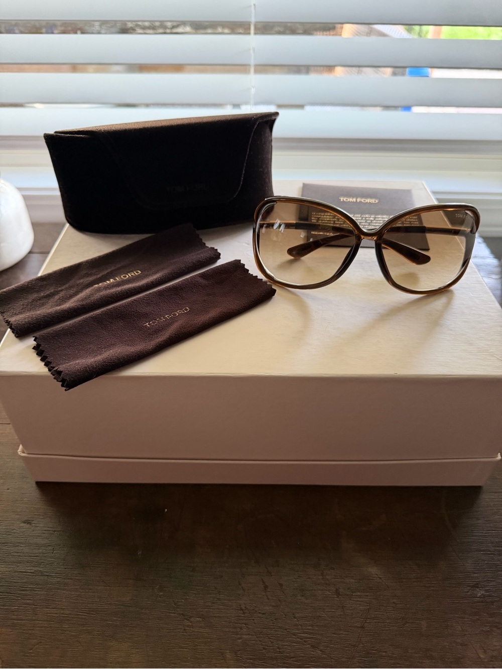 Tom Ford Raquel TF76 692 Oversized Brown Gradient Sunglasses 63mm w/ Case